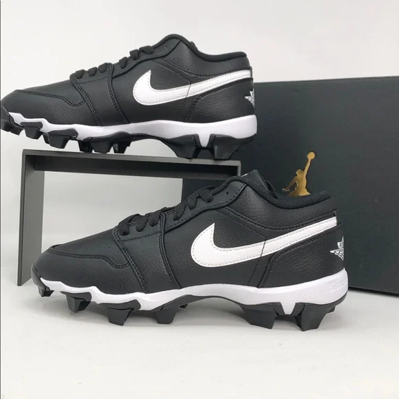 Air Jordan 1 Low Youth Cleat Black White HF6885-001 Youth Baseball- Size 5.5Y - Picture 3 of 8